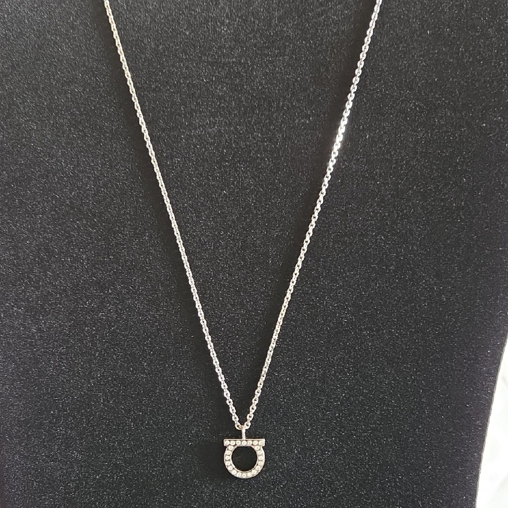 Ferragamo Necklace - Picture 3 of 7